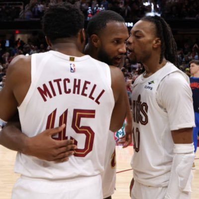 HUGE Cavs fan! I post about stats, rumors, official news and etc! Go Cavs!