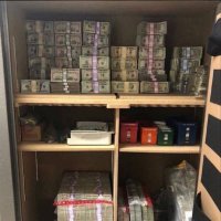 DOLLAR BOSS (@lynn130415) 's Twitter Profile Photo DOLLAR BOSS (@lynn130415) 's Twitter Profile Photo