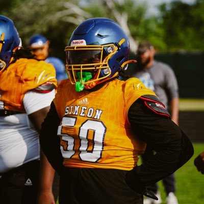 C/O 2027| OL/DL SIMEON CAREER ACADEMY | 3.8 GPA|. email:sewelljason820@gmail.com (773-349-0376) IG:_.d1.tjay (EPHESIANS 1:11-12)