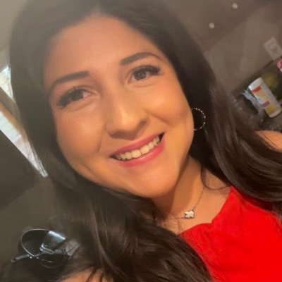 Mom. Wife. @UHouston alumna #GoCoogs👩🎓 4th grade ELAR 👩🏻🏫 @DPISD_DE