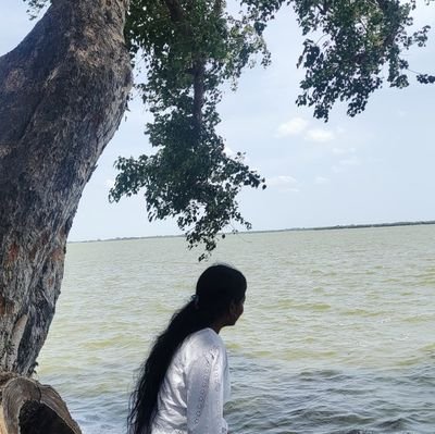 IVC_Girl's profile picture. 29 🥳 She/Her 🥰 Ace 🌈 கவிதை கொண்டாடும் ரசிகை 😇