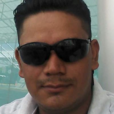 Autor de libros que fortalecen el alma, la fé y el carácter.
Creo contenido para hombres con propósito y personas que buscan dirección interior.