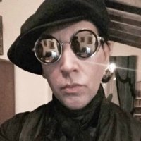 Marilyn motherfucking manson (@twinningevil) 's Twitter Profile