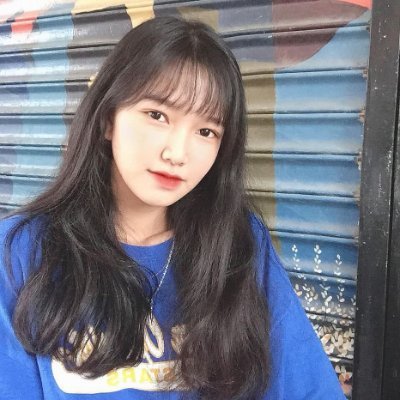 EmmaJohnso37809's profile picture. 