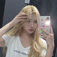 Z gives chu (@thazenchu) 's Twitter Profile
