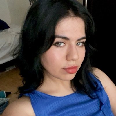 jimenaezz's profile picture. big thief enthusiast