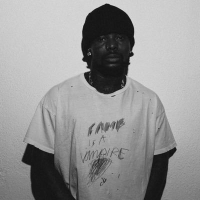 blackS4L's profile picture. Yaps. Crashouts. You might somehow relate to my thoughts.