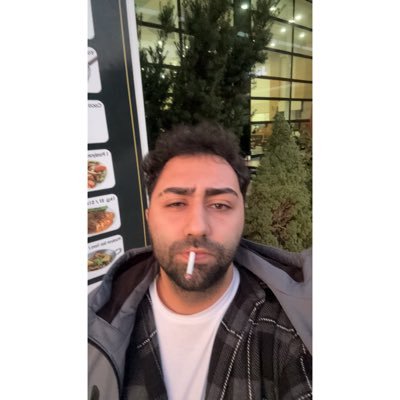 ukabasakal1's profile picture. paramedikçi