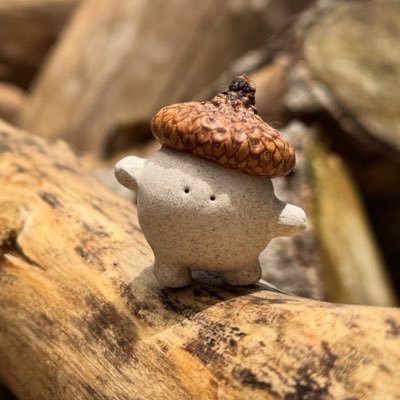 cororo_club's profile picture. cororo clubのころろしょくにん。粘土でこびとをつくっています。目が点愛好家/ブローチ愛好家 □ Instagram: https://t.co/9hS8yydZcL