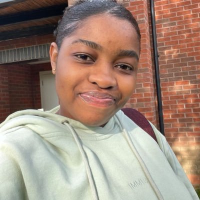 daisyenih's profile picture. 💌 :daisyenih@gmail.com instagram @onlyoneenih