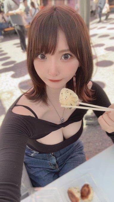 GayleRatke83093's profile picture. 20代後半のムチムチお○ぱい高校教師 | フォロワーのみDMしますね