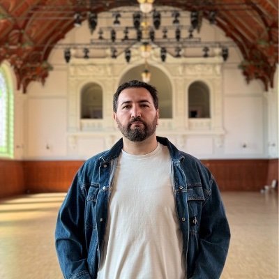 akinakgul's profile picture. Bir parça mizah, futbol ve yazılım ile ilgili tweetlerden oluşan hesap.