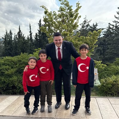 @iyiparti Bursa İl Gençlik Kolları Başkanı