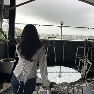dumbcornerrrr's profile picture. 🍜💌🌷🧃🎀🧺