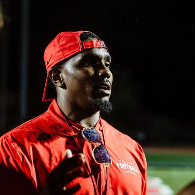 Girl Dad 🎀| Head Football Coach at St. Thomas Aquinas HS (NJ)| @stafootball1969| Faith. Family. Football | #WEoverME | D.T.E | Questionnaire ⬇️⬇️⬇️