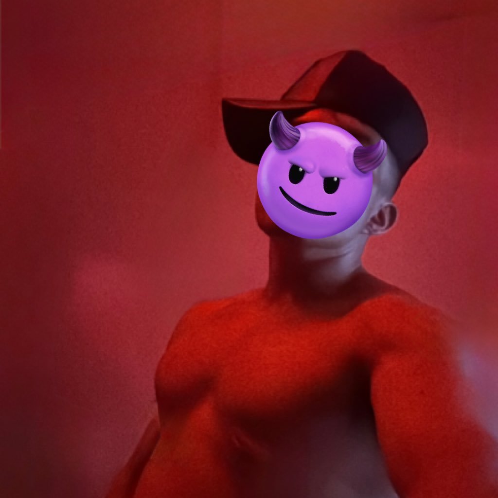 AklS022259's profile picture. ActWrroDame 🍑🐽🦶🏻💨🚀🩲NoDiscrimino🕳️😈