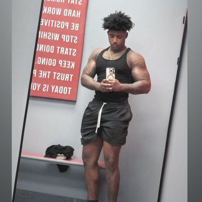 IUPUI grad weightlifting life 💪🏽 content creator 😜