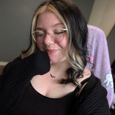 26 ✧ WoW, Hello Kitty, Schedule I, The Sims ✧ Multi-platform variety streamer ✧ Kick & Twitch: plantfairygaming ✧ 18+ MDNI ✧ personal: @fungusfaee 𓃠
