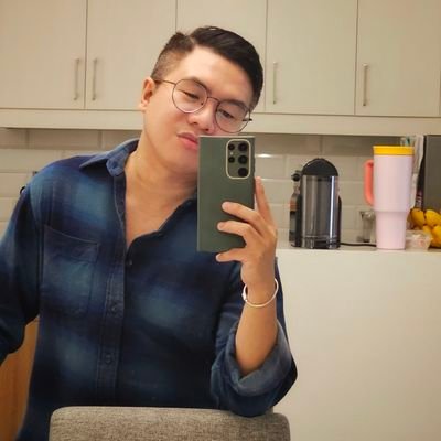 Mike_MD15's profile picture. Manggagamot sa umaga, Tambay sa gabi.