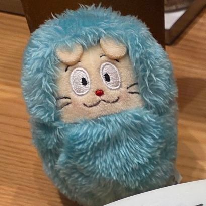 yu_ri_ver2's profile picture. 準社畜、ヘムヘムに物事を教えることで心の安定をはかろうとしています。
趣味と生活
🥷🥚（マンガ、アニメ、ミュ）とSixTONESと、すずゆう。時期になると及川さんのベイベーになります
インドアのために遠征するタイプ
ヘッダーはロイヤル