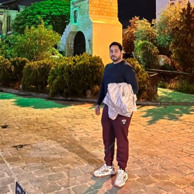 al_ruhaibi's profile picture. دَمٌ مفعمٌ بِوَفائِهِ، وَالوَلاءِ، وَجُذورٌ تُعَانقُ أصالتها حَيثُما هِيَ