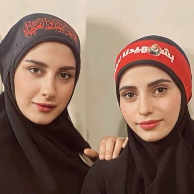 إنّي أُريدْ أمآناً يآبنٰ فآطمةٓ مُستّمسِكاً بِيديٰ مِنْ طآرقْ الزمنٰ 🖤