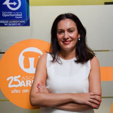 Orientadora laboral. Parte del equipo de @ArrabalAID. Directora de Málaga. #noexisteunplanetab❌🌏