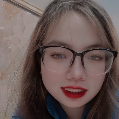 Hunh48424Huynh's profile picture. 