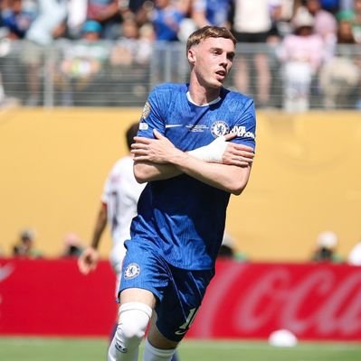 TheShedEnd_05's profile picture. KTBFFH COYB 💙 Football, Darts, F1, Boxing fan