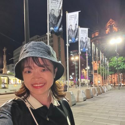 yhyh1118's profile picture. 