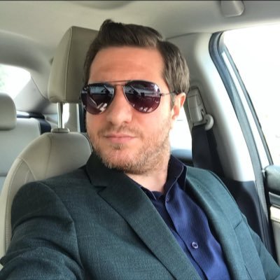İKÜ Computer Engineer E-trader. Lover of colors “You can do anything. Just get up & do it“