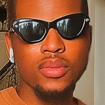 Klessssh's profile picture. Civil Engr👷 ||farmer ||iGroup||Political enthusiast || Yoruba chico ||Nigerian🇳🇬||CFC||Advocate of peace & unity