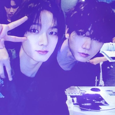 fallone_w0_0's profile picture. akun buat baca au, beli pc & nyambat.
                      –•           
plis para seller jgn takut aku bukan scam apalagi hnr, cuman males ganti akun😖😖🙏🏻