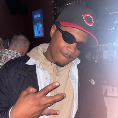 The difference between an opportunity and an obstacle is your attitude. your faith has to be greater than your fear. 🤟🏾1 love