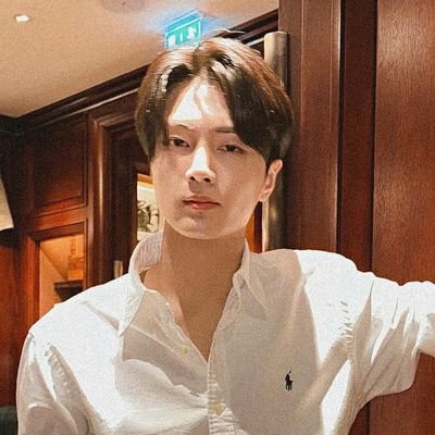 LUCKY frows ݁˖⚘ Profile
