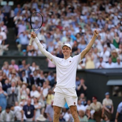 TLlyk_lyt's profile picture. || TL🧘🏽‍♂️ ||Drummer Boy 🥁|| Snap👻 timi_tl https://t.co/C9SPNeAGTn | @fireboydml 🎧 || @ManUtd❤️🔴|| @B_fernandes8❤️⚽️ #Ladokite😍 || Anatomist 🥼🧠