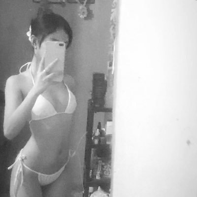 jennieisurs's profile picture. បញ្ចាក់» វីឌីអូគេថតឲខ្ញុំមើលពិតៗ មិនមែនយករបស់គេមកផុសទេ🫦