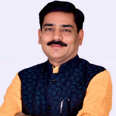 पूर्व प्रदेश अध्यक्ष भाजपा पिछड़ा वर्ग मोर्चा छत्तीसगढ़ , पूर्व अध्यक्ष नगर पंचायत तुमगांव