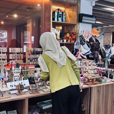 fathiyyahhhhh's profile picture. fo0dies♐