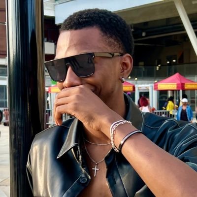 Aries ♈️| HU Alum🦬| 🏳️🌈&✊🏾| Model📸| Educator📚| WWE Fan👊🏾| Music Connoisseur🎤