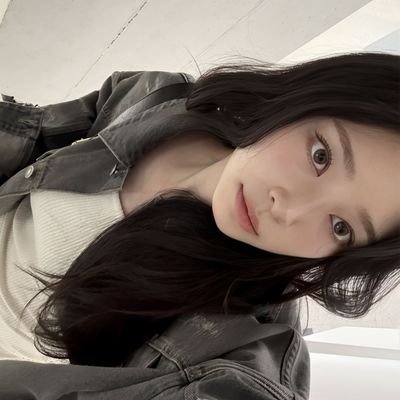 Kim. Profile
