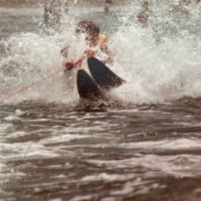 jcrodricif's profile picture. De centro e independiente,de mirada crítica y sin fundamentalismos. Apoyo la democracia liberal y el capitalismo keynesiano. Opiniones estrictamente personales.