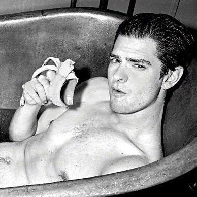 jenesmil's profile picture. Who else got 'em obsessed like JENNIE?