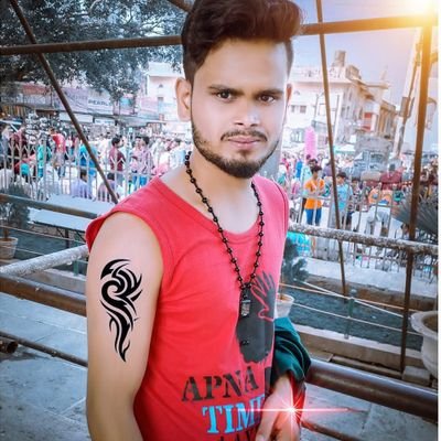 मुझे समझना इतना आसान नहीं,®️
❤️गहरा समुंदर हूं खुला आसमान नहीं। 💚