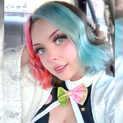 🩵 Casual Gamer, Doll Collector, Cosplayer & Artist 🩷🐾 @AliTheCatVT ♡ VOCALOID ☆ 01 ♡