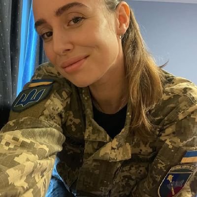 🇺🇦 combat medic nurse💉 currently providing medical care for the soldiers and civilians at the front-line🫂💙💛