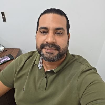 lesmes52131's profile picture. Comerciante Panama