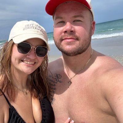 haylzoid's profile picture. 𝐠𝐨𝐨𝐝 𝐠𝐢𝐫𝐥𝐬 𝐚𝐫𝐞 𝐛𝐚𝐝 𝐠𝐢𝐫𝐥𝐬 𝐭𝐡𝐚𝐭 𝐡𝐚𝐯𝐞𝐧’𝐭 𝐛𝐞𝐞𝐧 𝐜𝐚𝐮𝐠𝐡𝐭…. 𝗌𝗁𝖾／𝗁𝖾𝗋