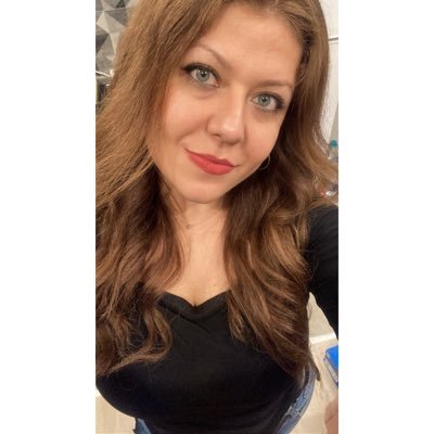 buketterden's profile picture. MA in Finance • RA in BCN and PT 🇪🇸🇵🇹