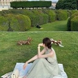 Cuioucef783's profile picture. "Life is unpredictable, but good medicine and a compassionate heart never fail."